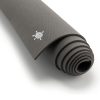 Kurma yoga mat core lite anthracite opgerold